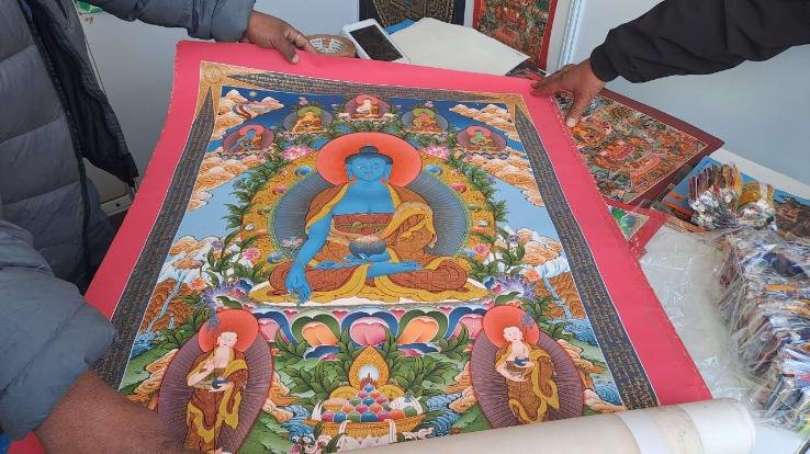 Shimla: Chambayali handkerchief became center of attraction and thanga painting depicting Buddhism
