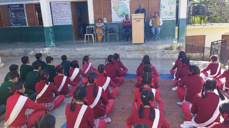 Ambuja Cement Foundation made children aware of health