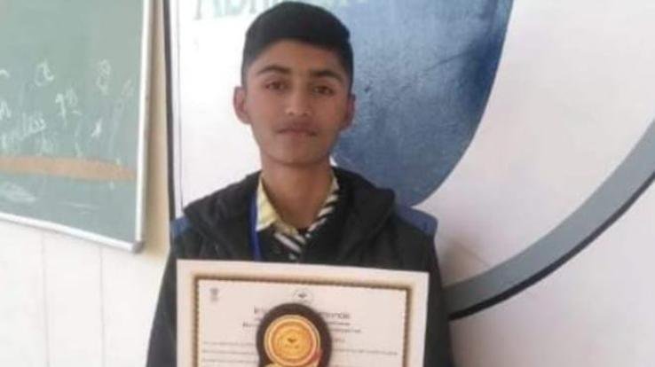 Science model of Tyamal Vidyalaya student Varun Kumar selected at state level