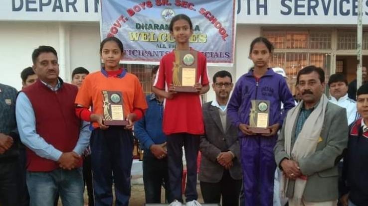 Swastika, a student of Ghumarwin School Shaheed Vijay Pal, won a gold medal in yoga