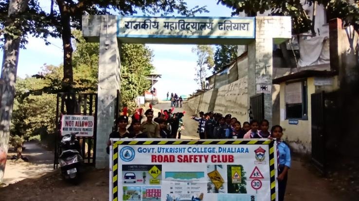 Road Safety Club organized an awareness rally in Dhaliara