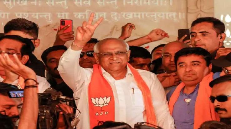 Gujarat: 16 MLAs including Chief Minister Bhupendra Patel took oath as ministers