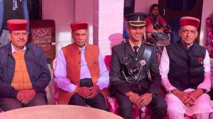 Rahul Kumar of Sujanpur became a lieutenant in the army, congratulated by the former chief minister
