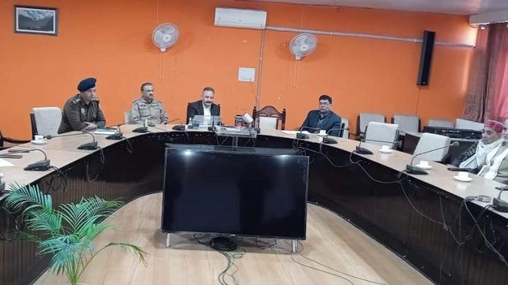 Bilaspur    Kinnaur    Chamba    Lahaul and Spiti  himla    Solan    Mandi   Hamirpur    Sirmaur    Kullu