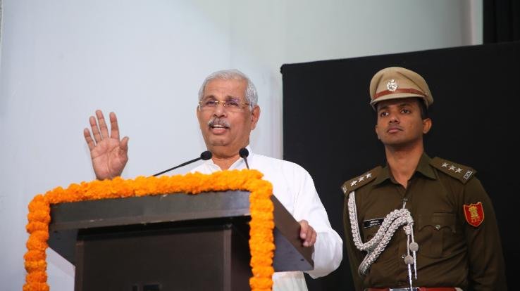 Books are the basis of knowledge and creation - Governor