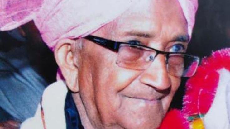 102 year old famous Vaidya Santram of Dhaliara is no more
