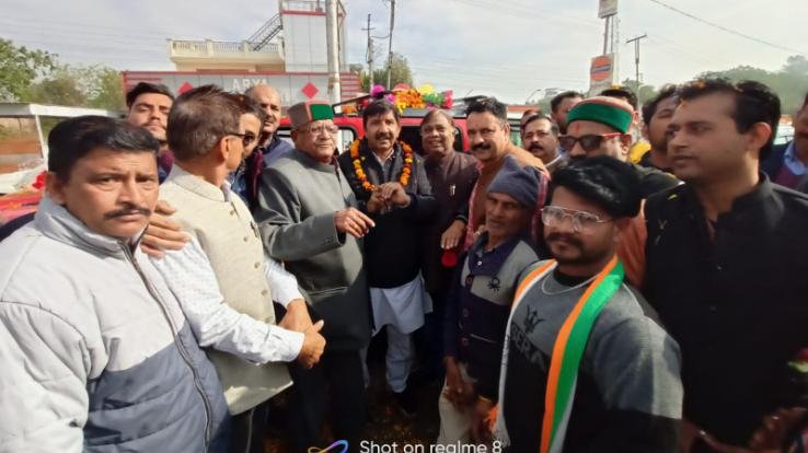 Development of the area will happen under the leadership of Mukesh and Raizada- Arya