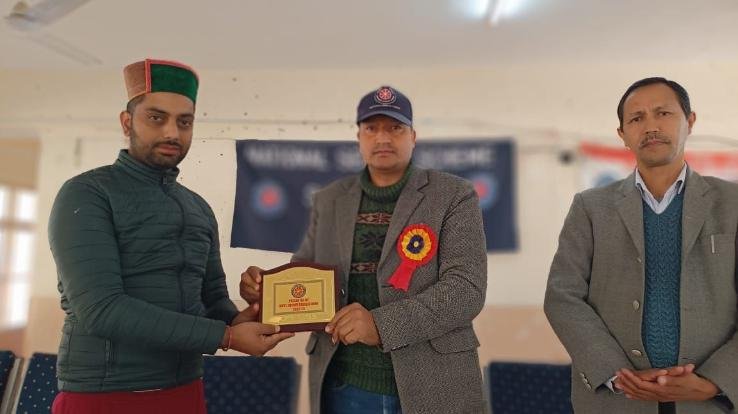 goal is ours but stay away from drugs - Ravindra Negi