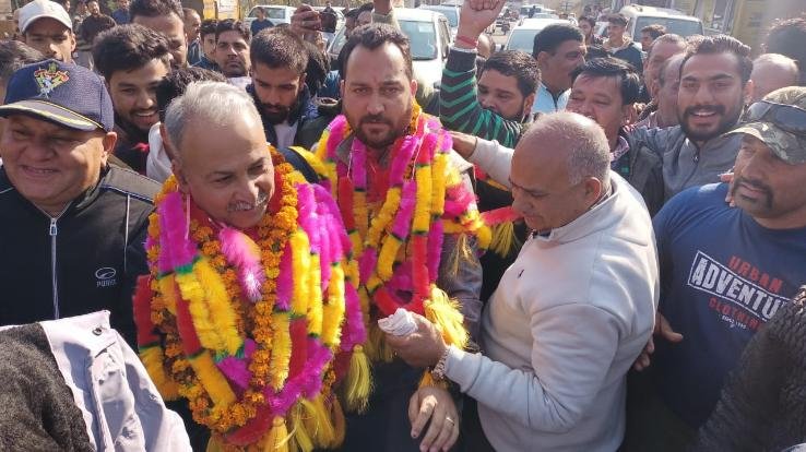 Political advisor to Chief Minister Sukhu, Sunil Sharma Bittu received a grand welcome