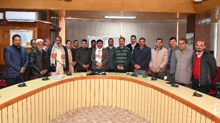 Solan: Meeting held regarding community development schemes