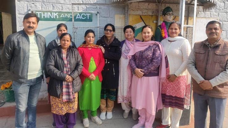 Subhash Chandra Bose's birth anniversary celebrated with pomp in Jwalamukhi Bal School