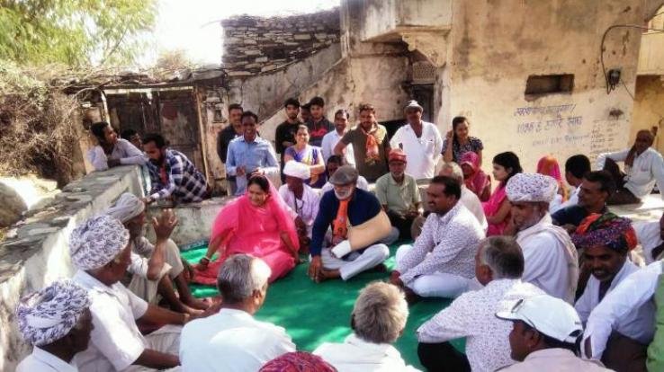 ग्राम पंचायत दाड़लाघाट के गांव गवाह के लोगों ने की  प्रस्तावित पंचायत