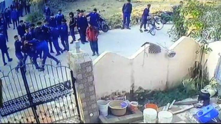 Two student groups clashed outside ITI Naiharnpukhar