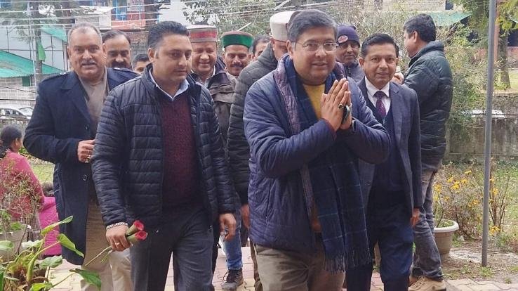 Palampur Holi has its own special place: Ashish Butail