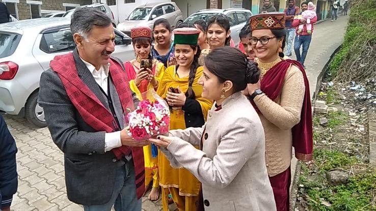 To take society and country forward, it is necessary to strengthen girls - Rajesh Dharmani