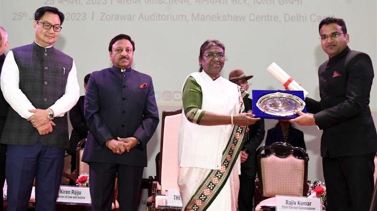 DC Kangra honored in Delhi, conferred with National Award