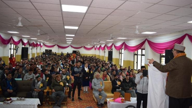 राजकीय महाविद्यायल कण्डाघाट के लगभग 8 करोड़ रूपये की लागत से बने भवन का लोकार्पण 