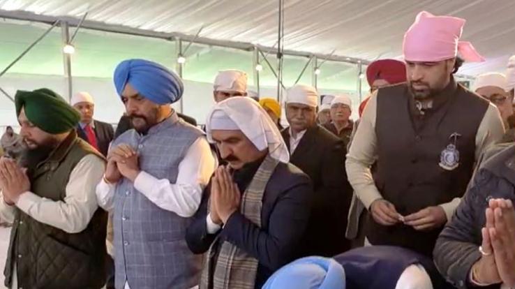The Chief Minister took part in the last prayer of Chaudhary Santokh Singh