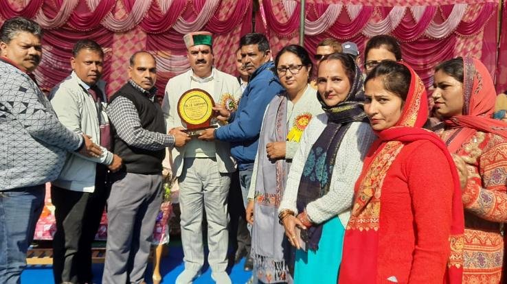 Qualitative education is necessary for building an excellent society and nation - Lakhanpal