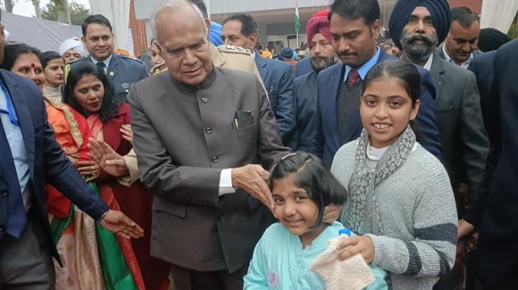 On the occasion of Republic Day, the Punjab Governor gave the basic mantras to the children to be successful in life