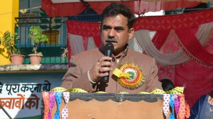  Annual prize distribution ceremony held in student school