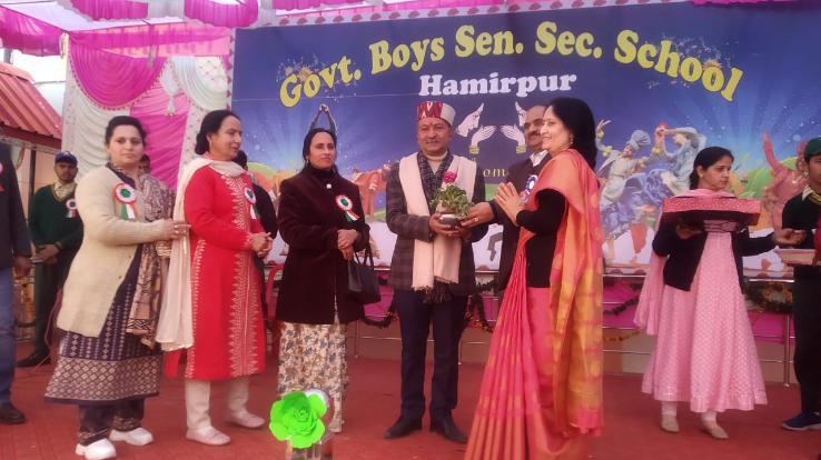 Give special emphasis on cultural education of children - Sunil Sharma Bittu
