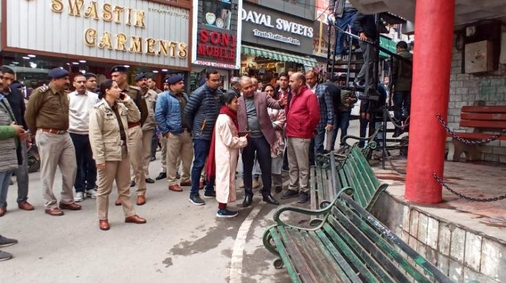 The administration reviewed the Chief Minister's public meeting to be held at Gandhi Chowk