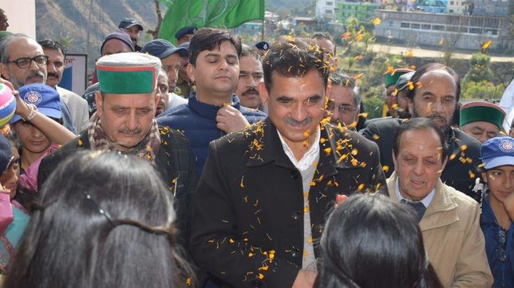 Darlaghat School celebrated its annual prize distribution ceremony with pomp