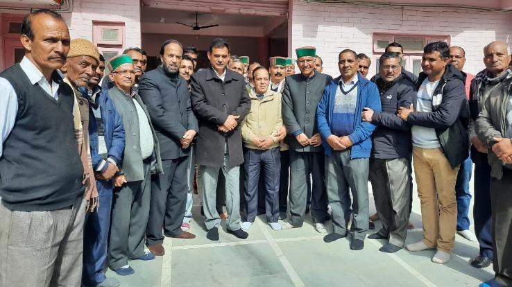 Hand to hand couples journey started on the lines of Bharat Jodo