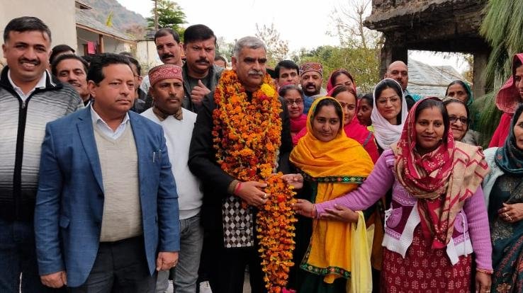 Will make Jwalamukhi assembly the best in the field of education - Sanjay Ratna