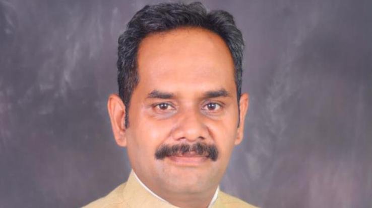 he condition of the government in Himachal is like hailstones turning its head - Rana