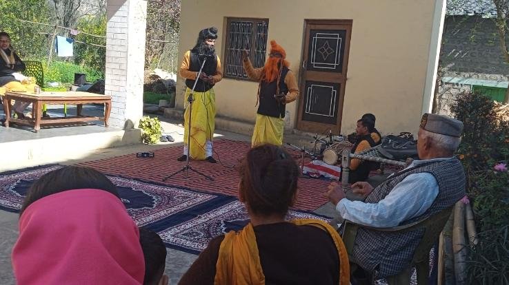 Information about government's welfare schemes will be brought to Bhadoliya and Gharana Panchayats