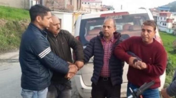 Chamba: Naib Tehsildar arrested for taking bribe of Rs 8,000, Vigilance took action