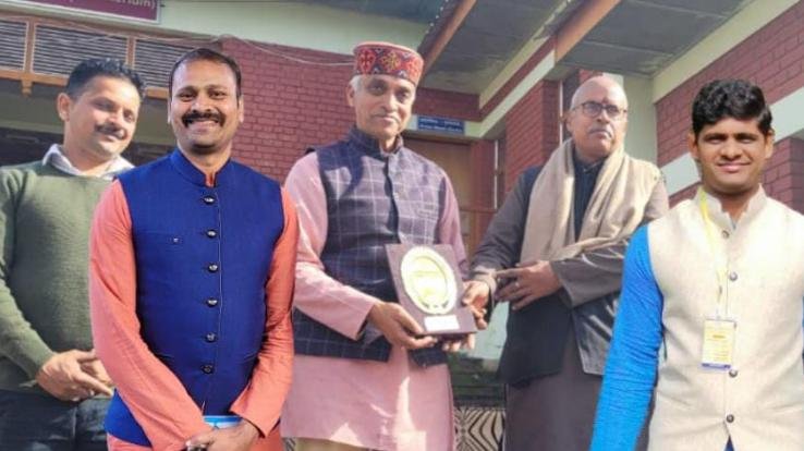 Functional yoga camp organized on the birth anniversary of Maharishi Dayanand Saraswati in Sanskrit University