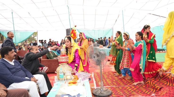 Students will get best education facilities in day-boarding schools- Deputy Chief Minister