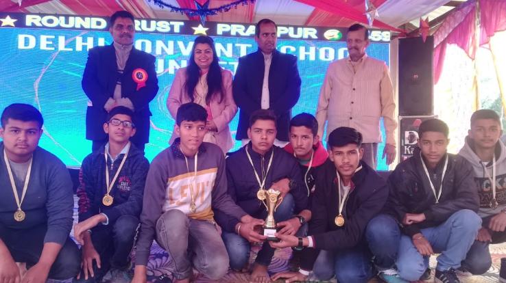 दिल्ली कान्वेंट स्कूल ने मनाया वार्षिक पारितोषिक समारोह