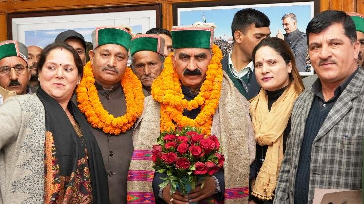 Delegation of Dodra Kwar area met the Chief Minister