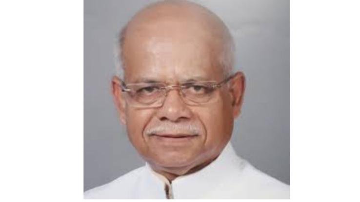 Governor Shiv Pratap Shukla congratulated the people of the state on the occasion of Holi festival.
