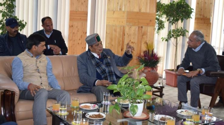 Dr. -Dhaniram -Shandil- visited -Nauni- University