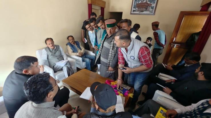  Industries-Minister-listened-to-public-problems-in-Kafota 121