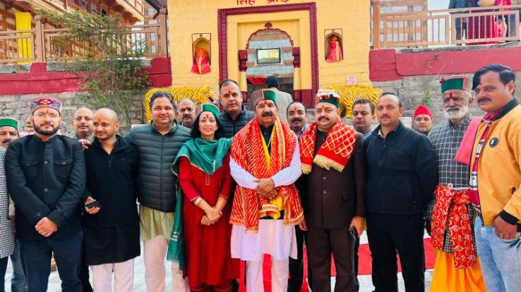 Deputy Chief Minister Mukesh Agnahotri reached Bhimkali temple Sarahan to visit Mata