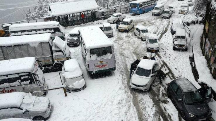 Weather- pattern -changed- in- the -state,- heavy- hailstorm- occurred -in -Chamba -last -day