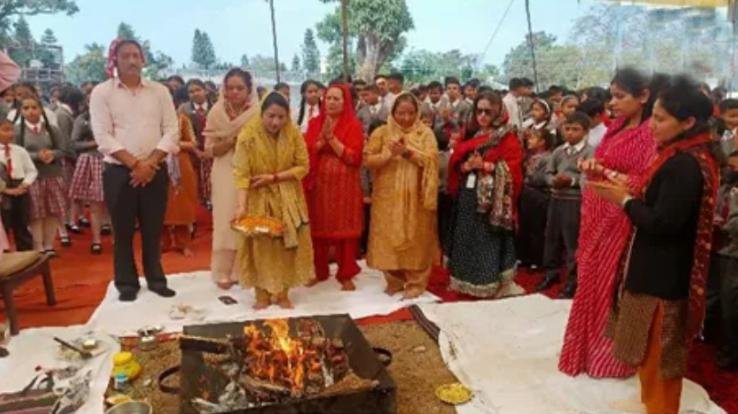 New session started with Havan at Scholar International School