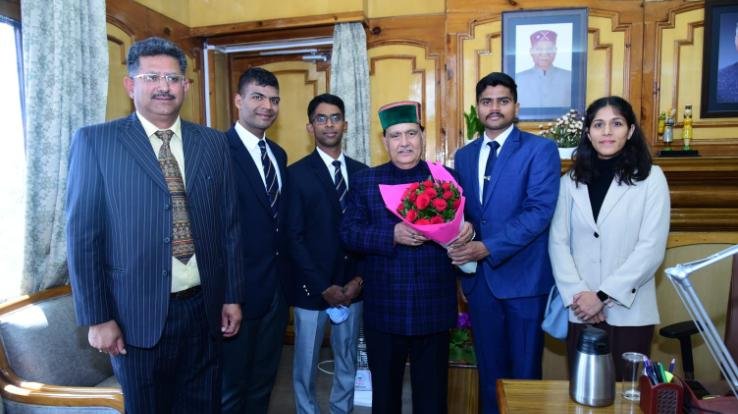 Probationary IPS officers of Himachal Pradesh cadre met the Speaker