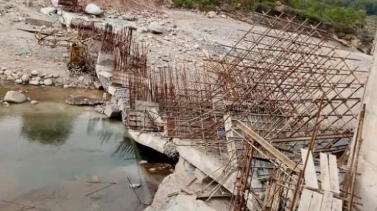Dehra: The bridge being built to connect Haar Jaladi with Nandrul collapsed