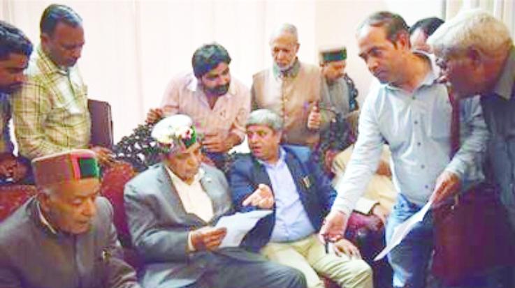  Chamba: Health Minister reviewed health services at Medical College Chamba
