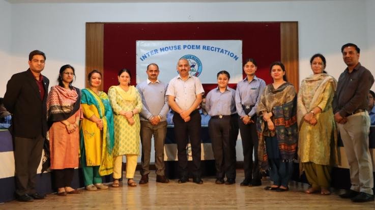 Teak Sadan Overall Winner in Inter-House English Poetry Reading Competition