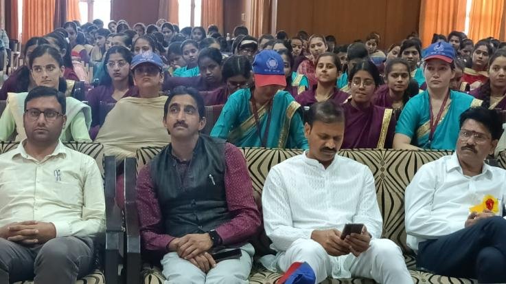 Dehra: Lecture on environment based way of life in Central Sanskrit University