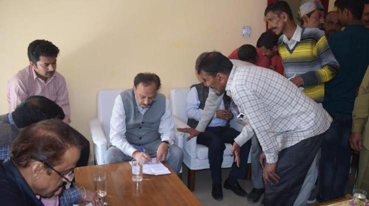  Nahan: Industries Minister listened to public problems in Paonta Sahib, Kafota and Shillai