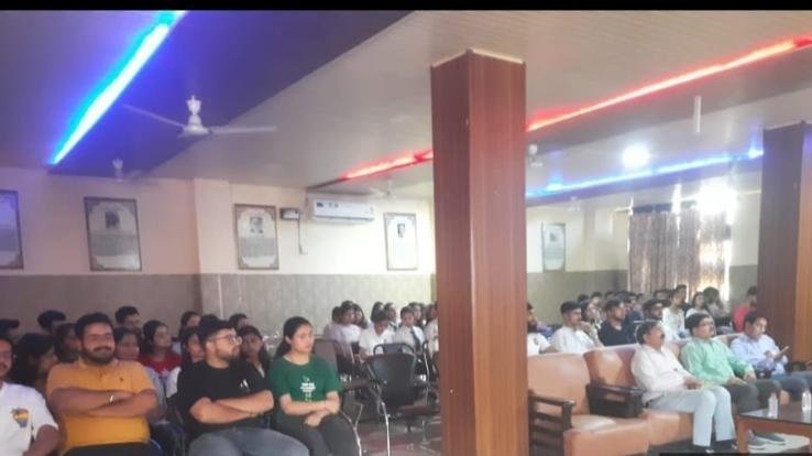  Jwalamukhi: Program organized in context of personality development by Red Ribbon Club at Laureate Pharmacy Educational Institute